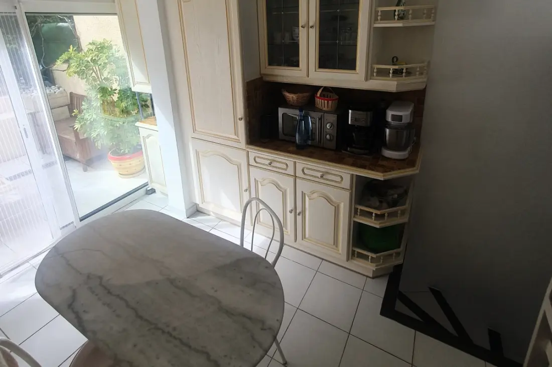 Maison Individuelle Avec 3 Piscines