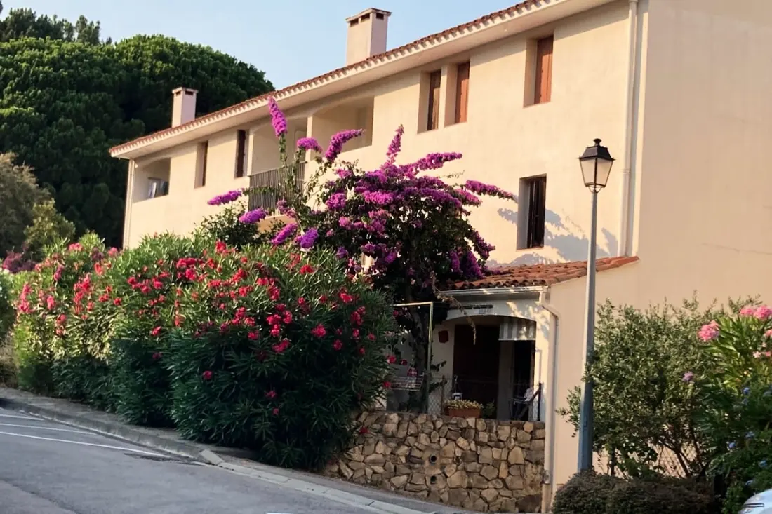 66b - Bel Appartement à 800m De La Mer Avec Parking Privé