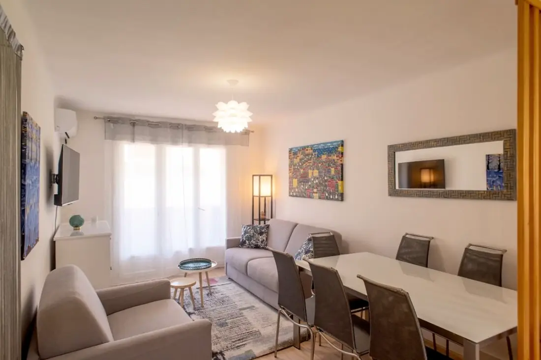 66b - Bel Appartement à 800m De La Mer Avec Parking Privé
