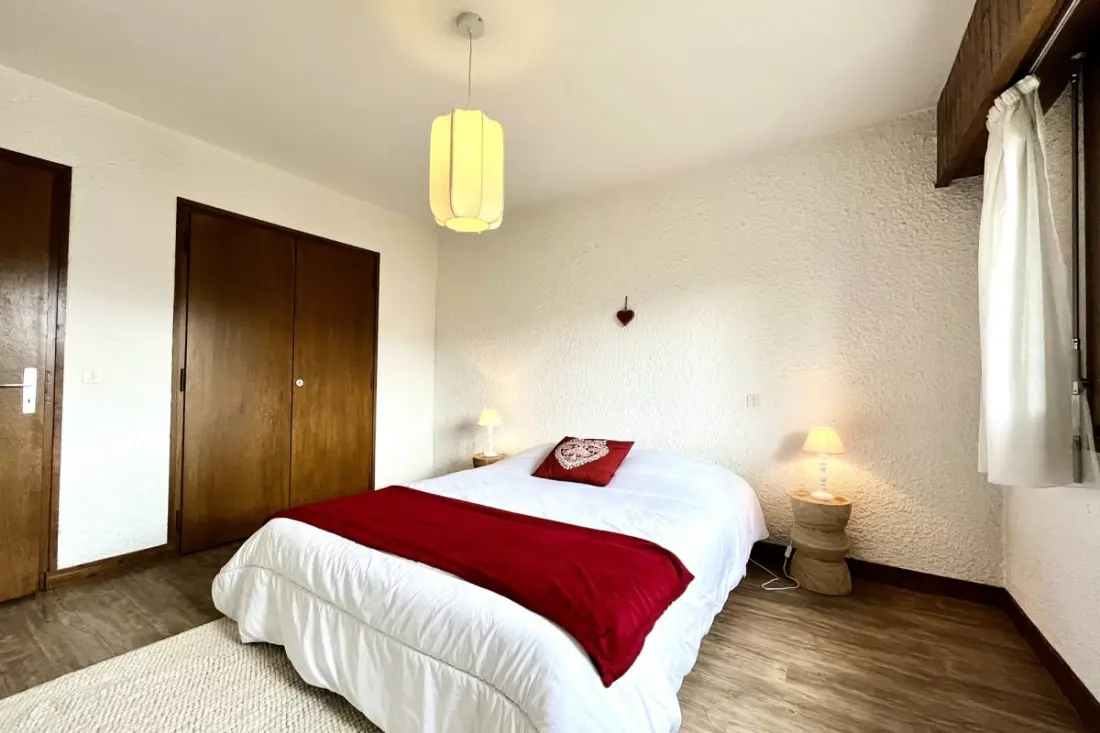 Appartement De 80 M² Avec Terrasse