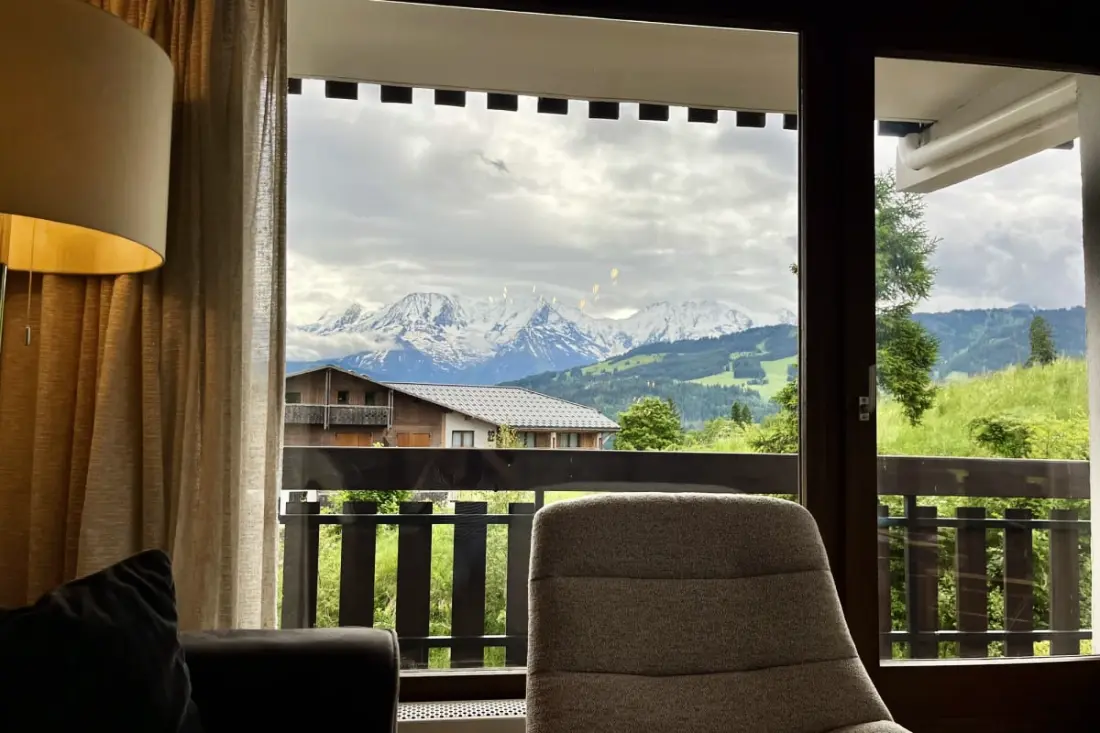 Appartement De 80 M² Avec Terrasse
