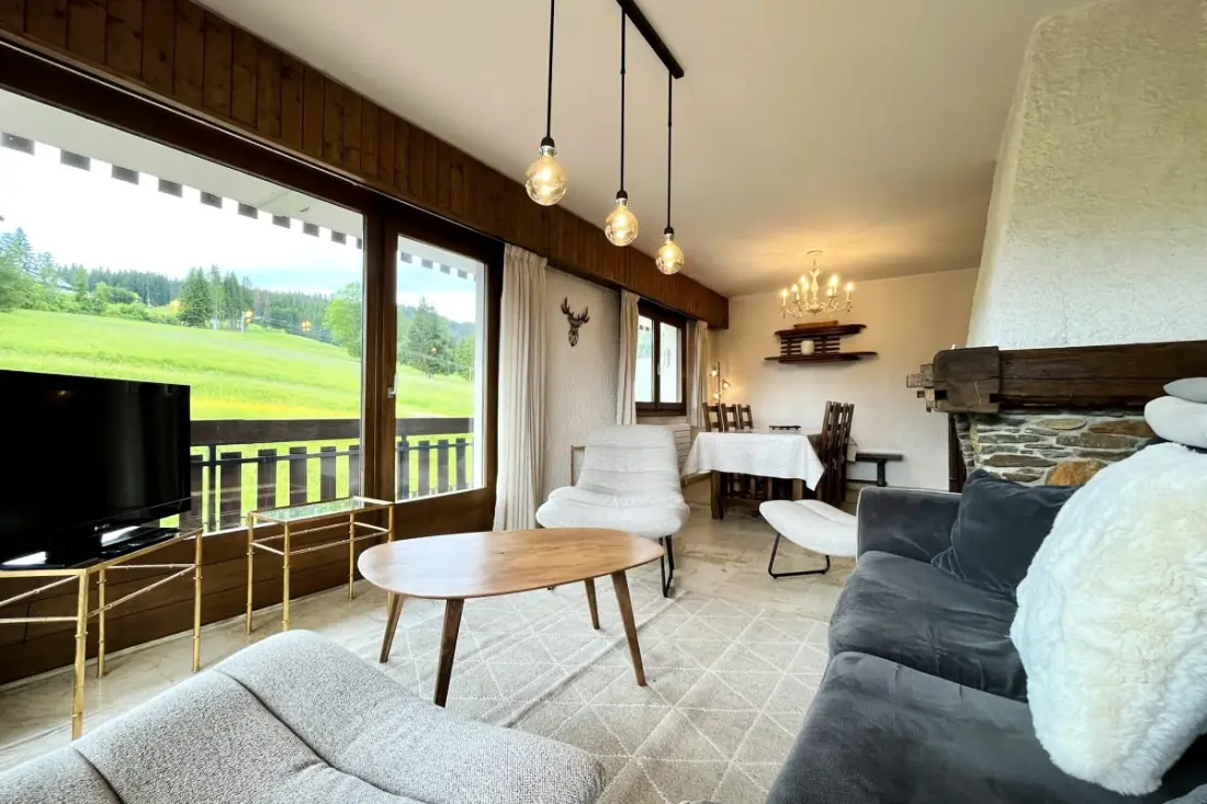Appartement De 80 M² Avec Terrasse