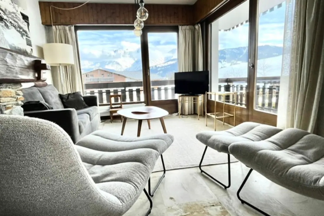 Appartement De 80 M² Avec Terrasse