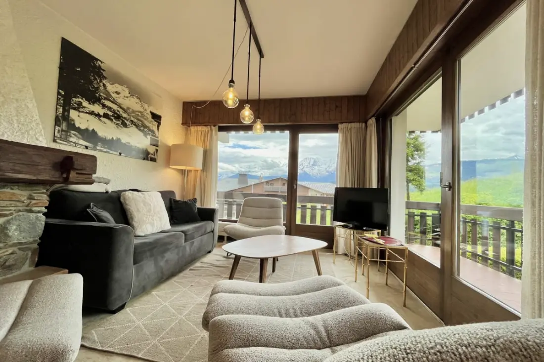 Appartement De 80 M² Avec Terrasse