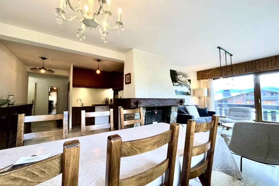 Appartement De 80 M² Avec Terrasse