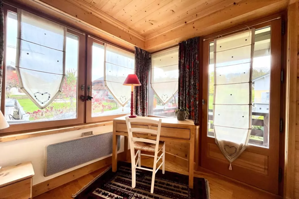 Maison De Village Rénovée Avec Terrasse Et Calme