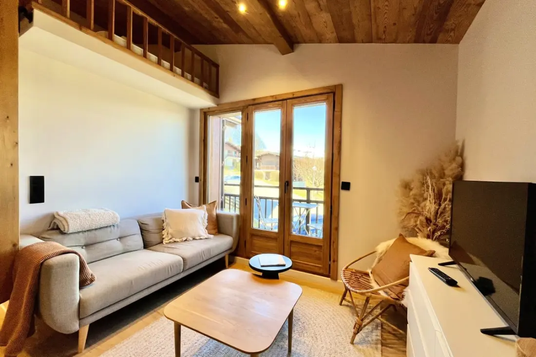 Studio De Charme Avec Vue Montagne &amp; Balcon