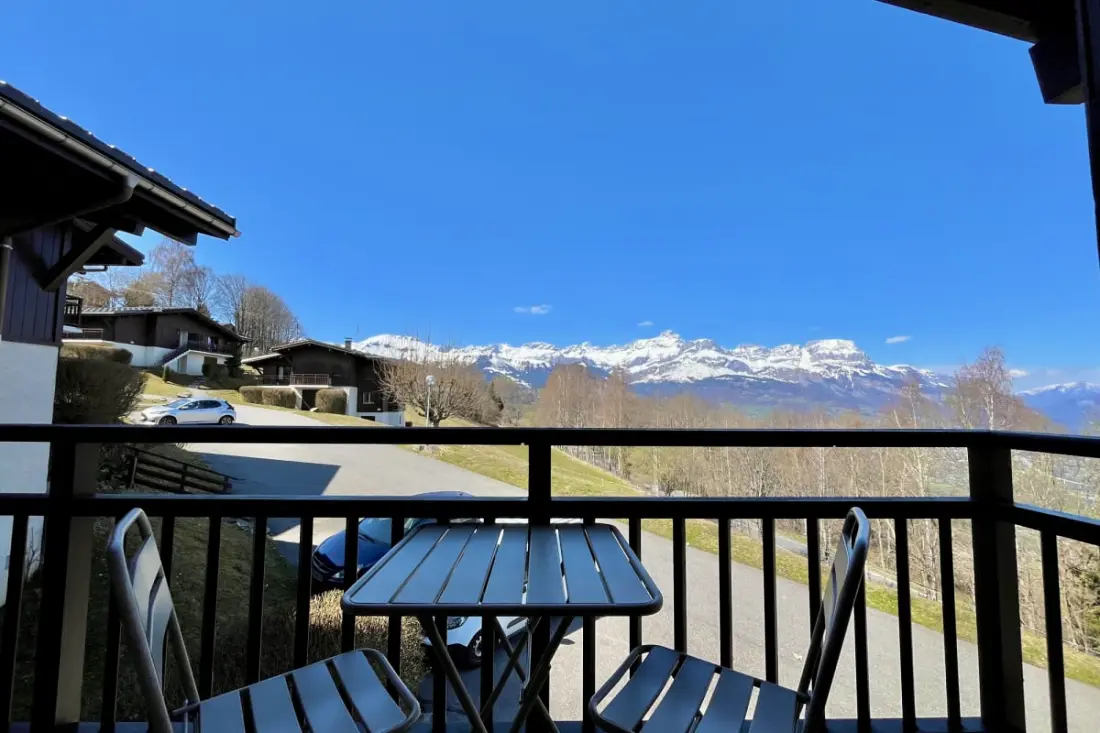 Studio De Charme Avec Vue Montagne &amp; Balcon