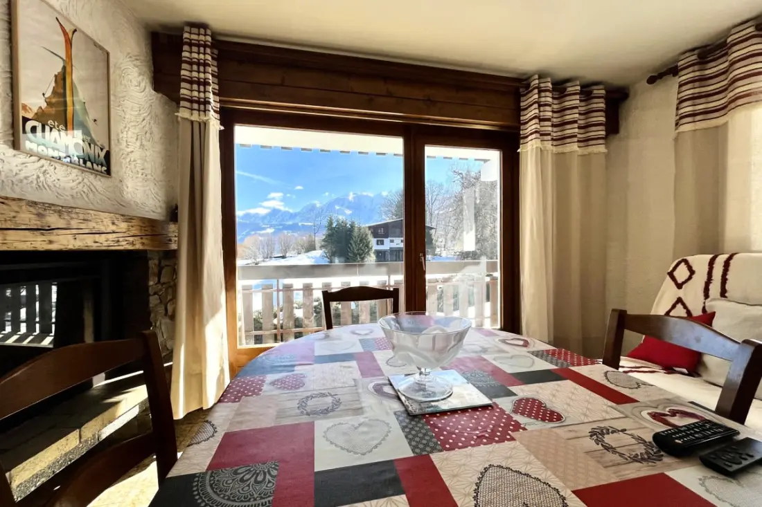 Vue Mont-blanc Et Pistes à Pied à Combloux