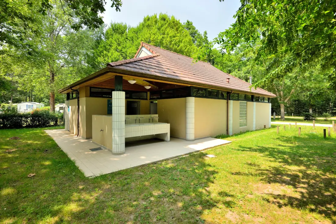 Camping Seasonova Etang de la Vallée 3 étoiles★★★