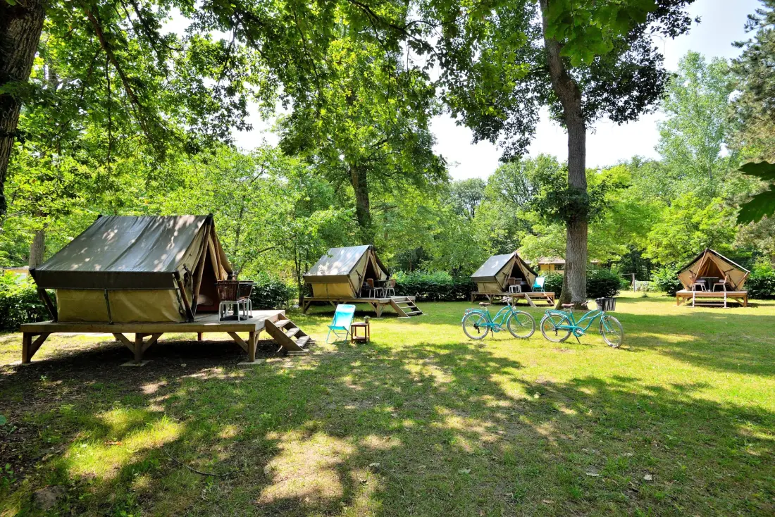Camping Seasonova Etang de la Vallée 3 étoiles★★★