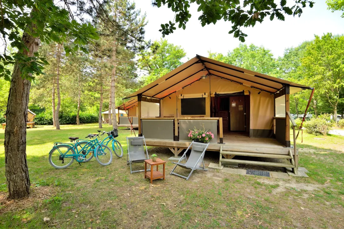 Camping Seasonova Etang de la Vallée 3 étoiles★★★