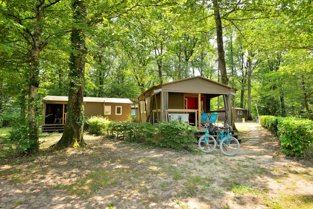 Camping Seasonova Etang de la Vallée 3 étoiles★★★