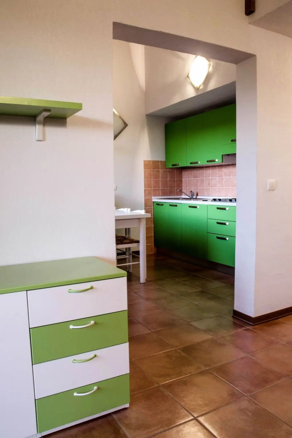Résidence Unterkunft mit Terrasse, Klimaanlage. Schwimmbad