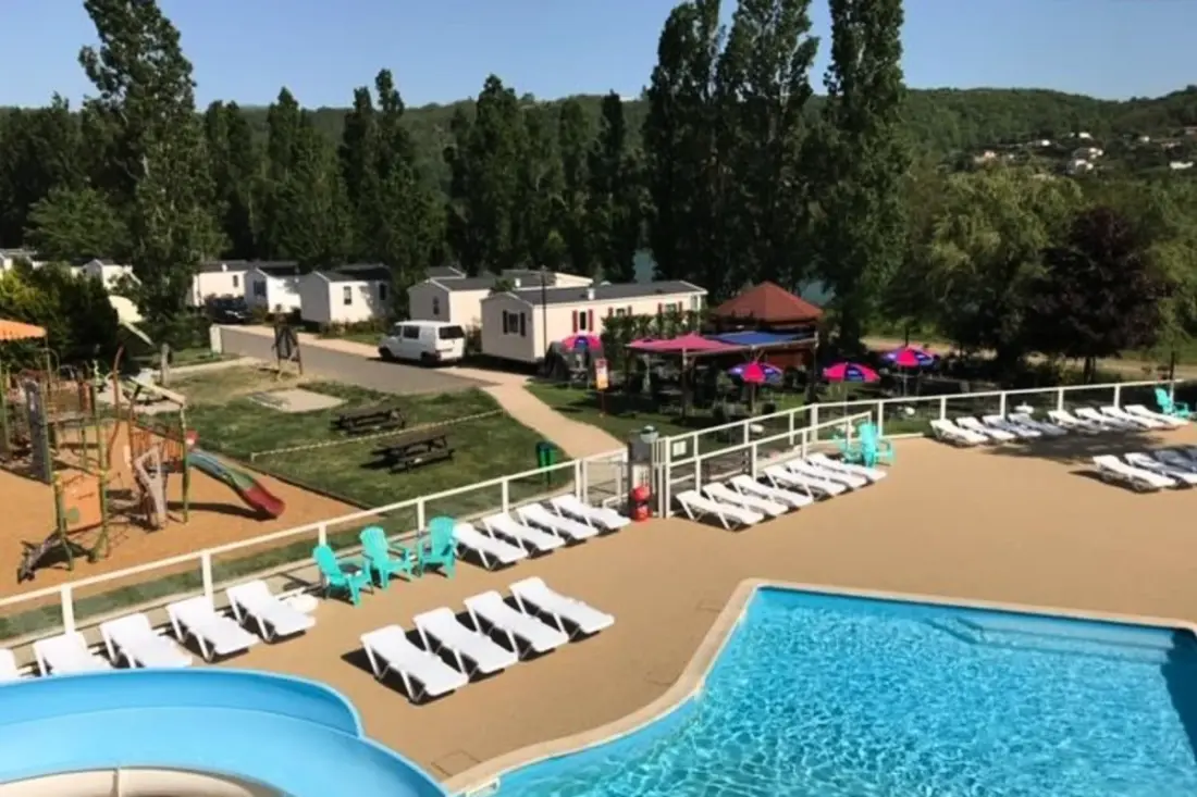 Résidence Mobilhome 3 Chambres Camping Les Rives De Condrieu