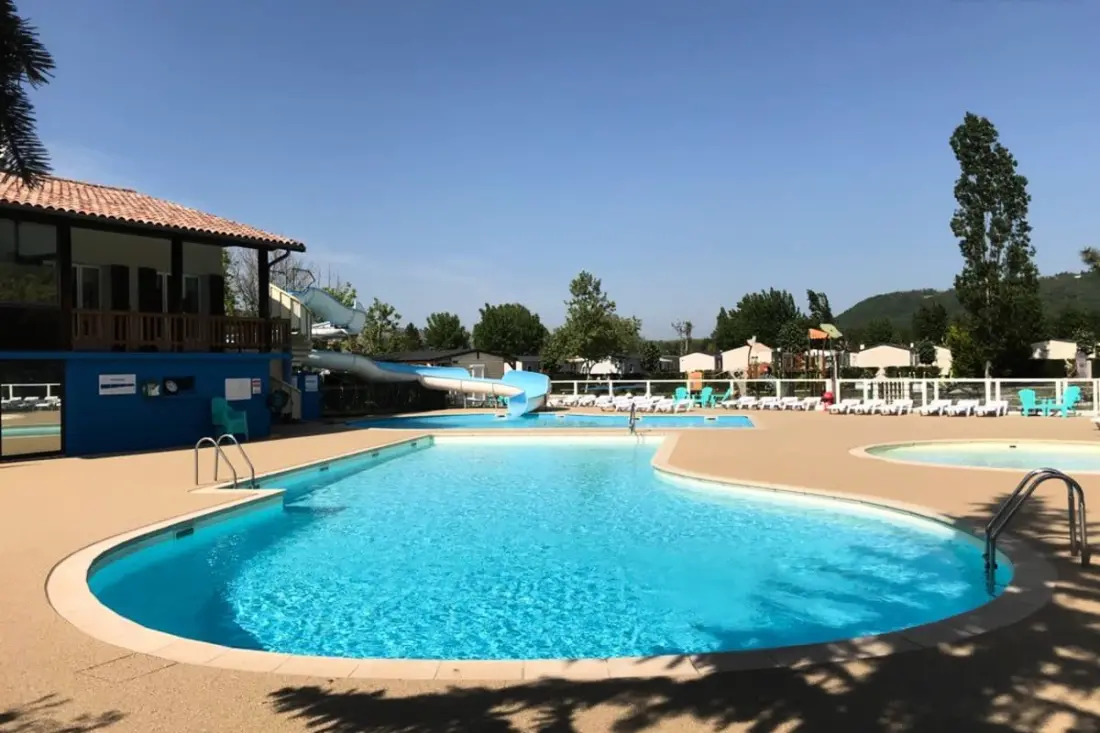 Résidence Mobilhome 3 Chambres Camping Les Rives De Condrieu