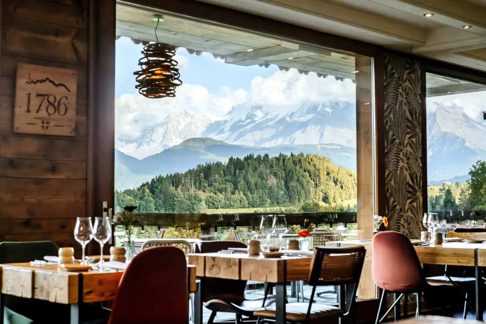 Hôtel Les Roches Fleuries 4 étoiles★★★★