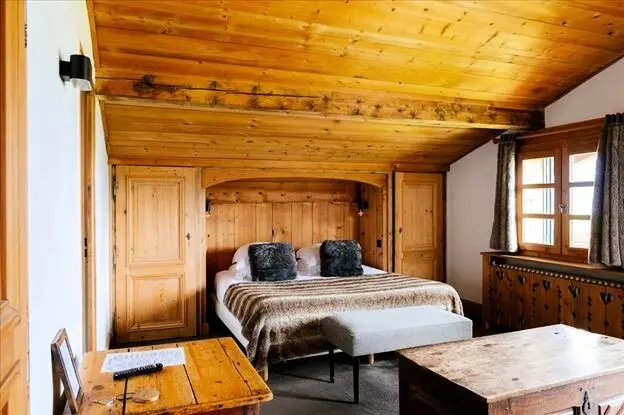 Hôtel Les Roches Fleuries 4 étoiles★★★★