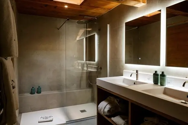 Hôtel Les Roches Fleuries 4 étoiles★★★★