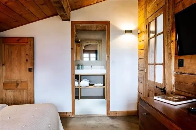 Hôtel Les Roches Fleuries 4 étoiles★★★★