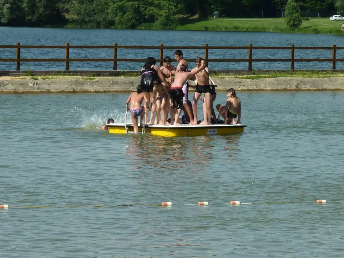 Base de Loisirs - Camping du Lac Cormoranche 4 étoiles★★★★