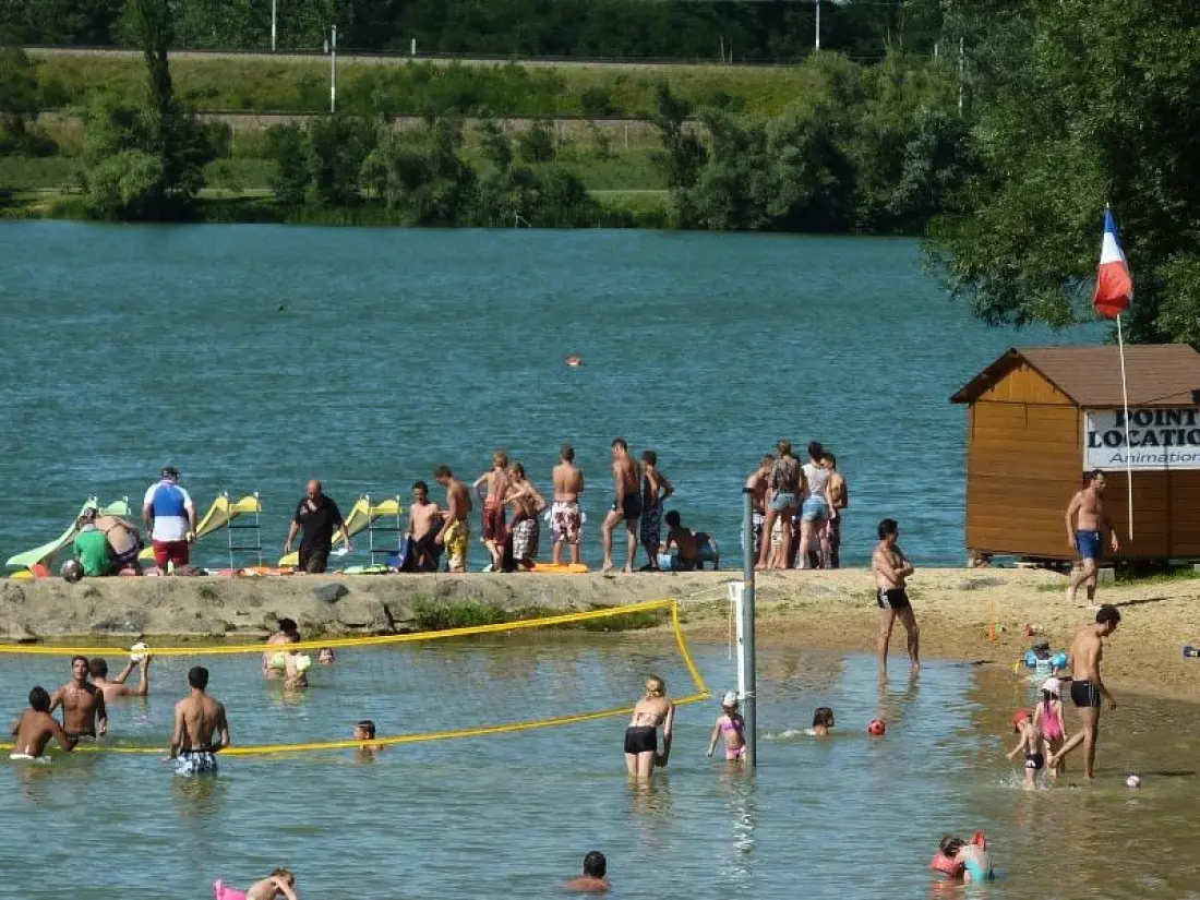 Base de Loisirs - Camping du Lac Cormoranche 4 étoiles★★★★