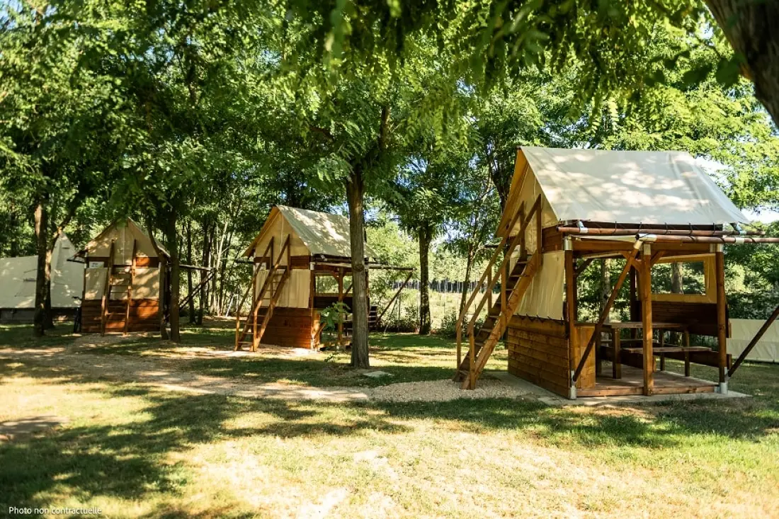 Base de Loisirs - Camping du Lac Cormoranche 4 étoiles★★★★