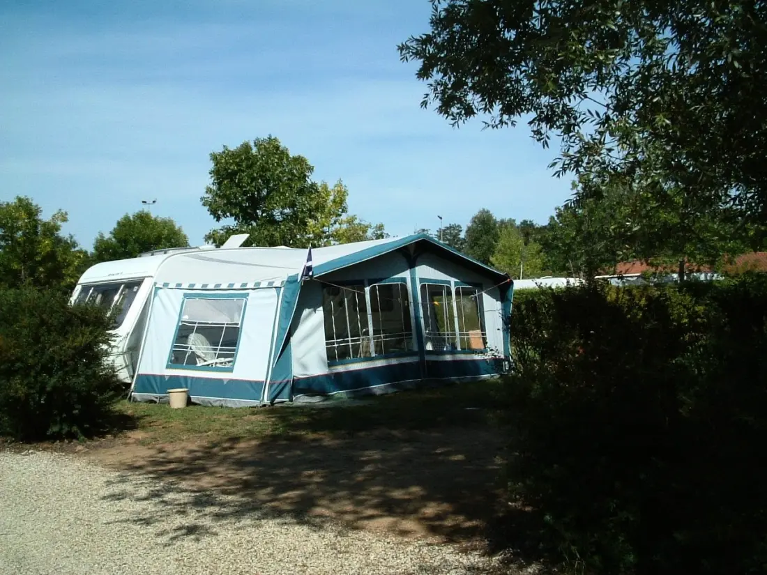 Base de Loisirs - Camping du Lac Cormoranche 4 étoiles★★★★