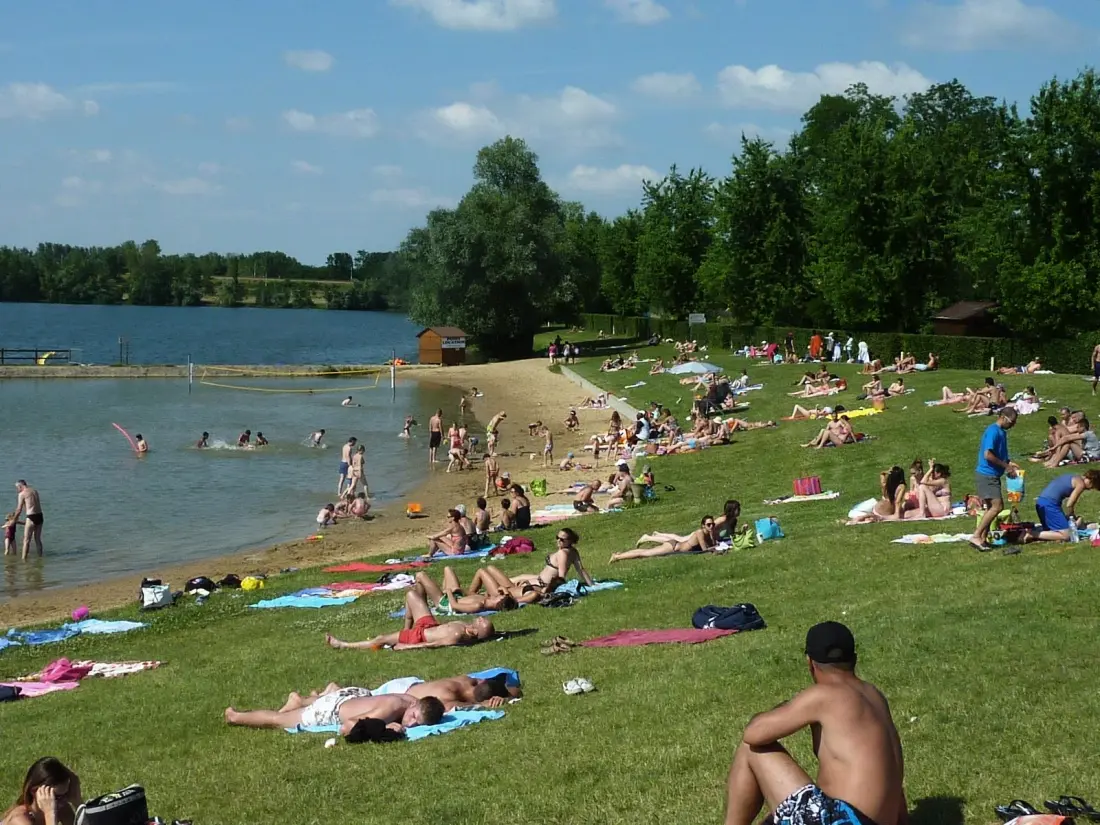 Base de Loisirs - Camping du Lac Cormoranche 4 étoiles★★★★