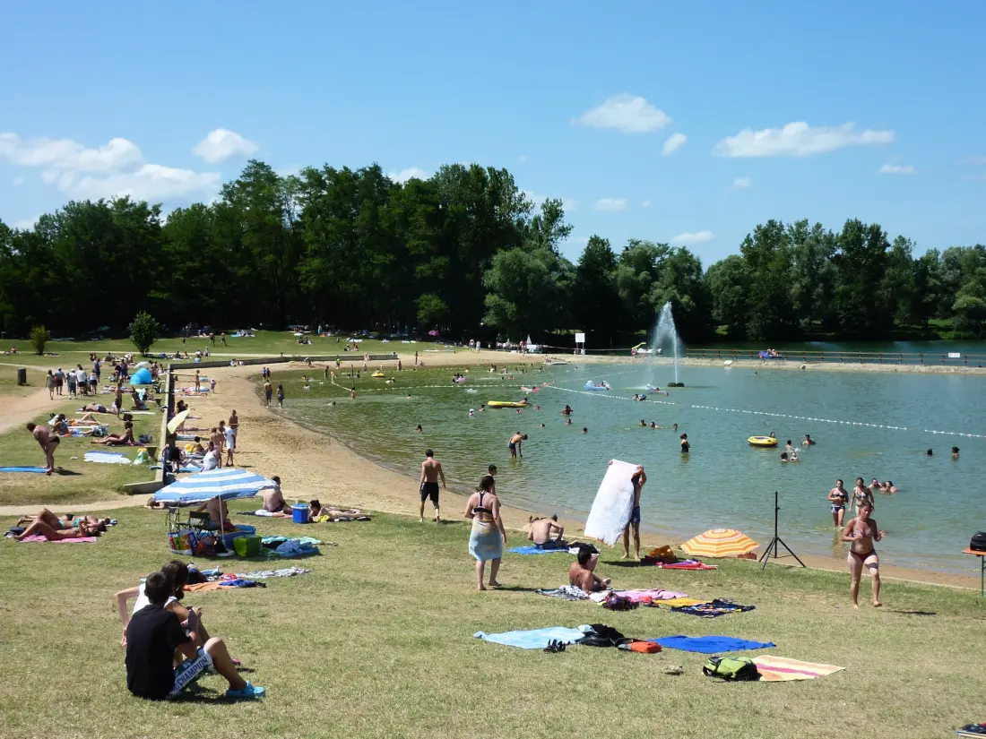 Base de Loisirs - Camping du Lac Cormoranche 4 étoiles★★★★