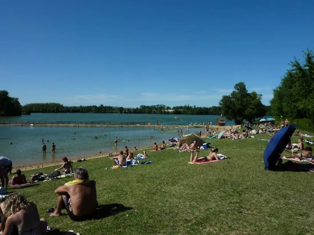 Base de Loisirs - Camping du Lac Cormoranche 4 étoiles★★★★
