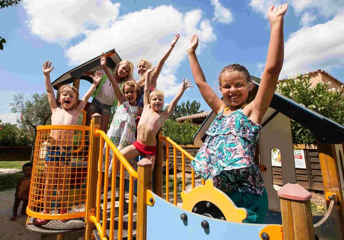 Camping Paradis Les Amarines 4 étoiles★★★★