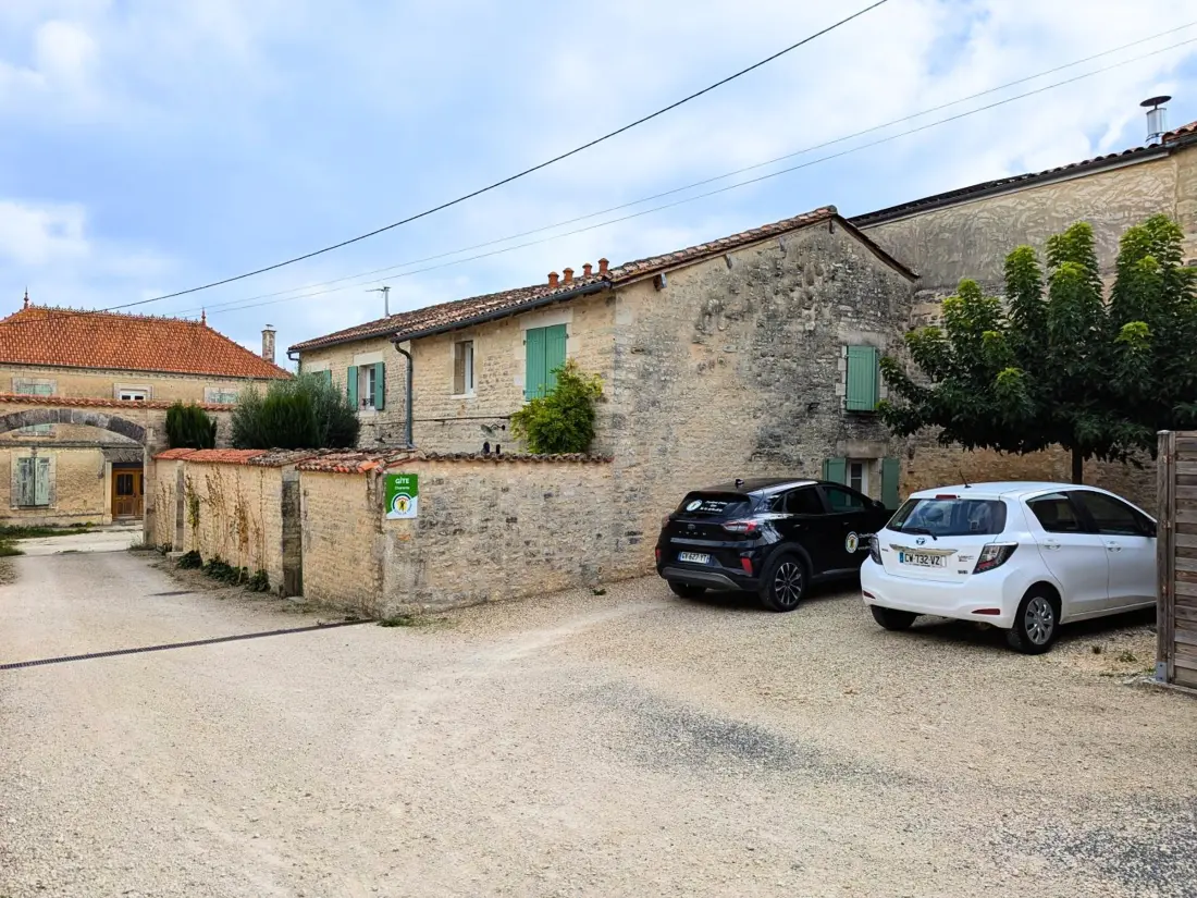 Maison de Vacances COULONGES