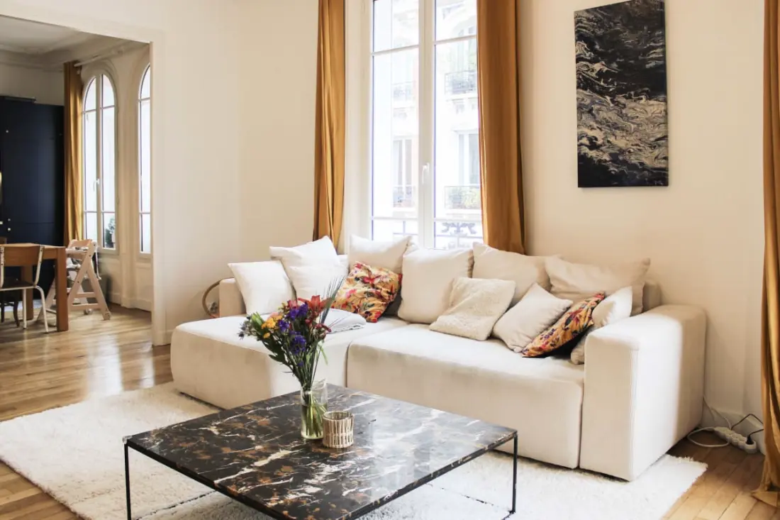 Appartement 95m² Spacieux Et Lumineux à Courbevoie