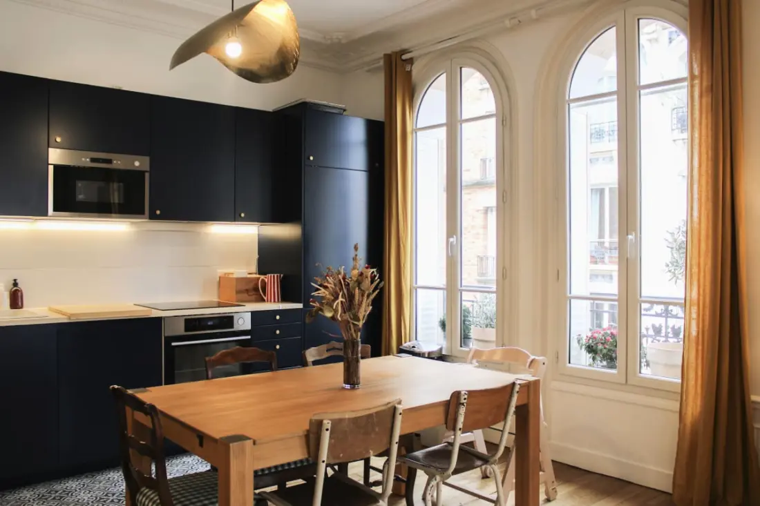 Appartement 95m² Spacieux Et Lumineux à Courbevoie