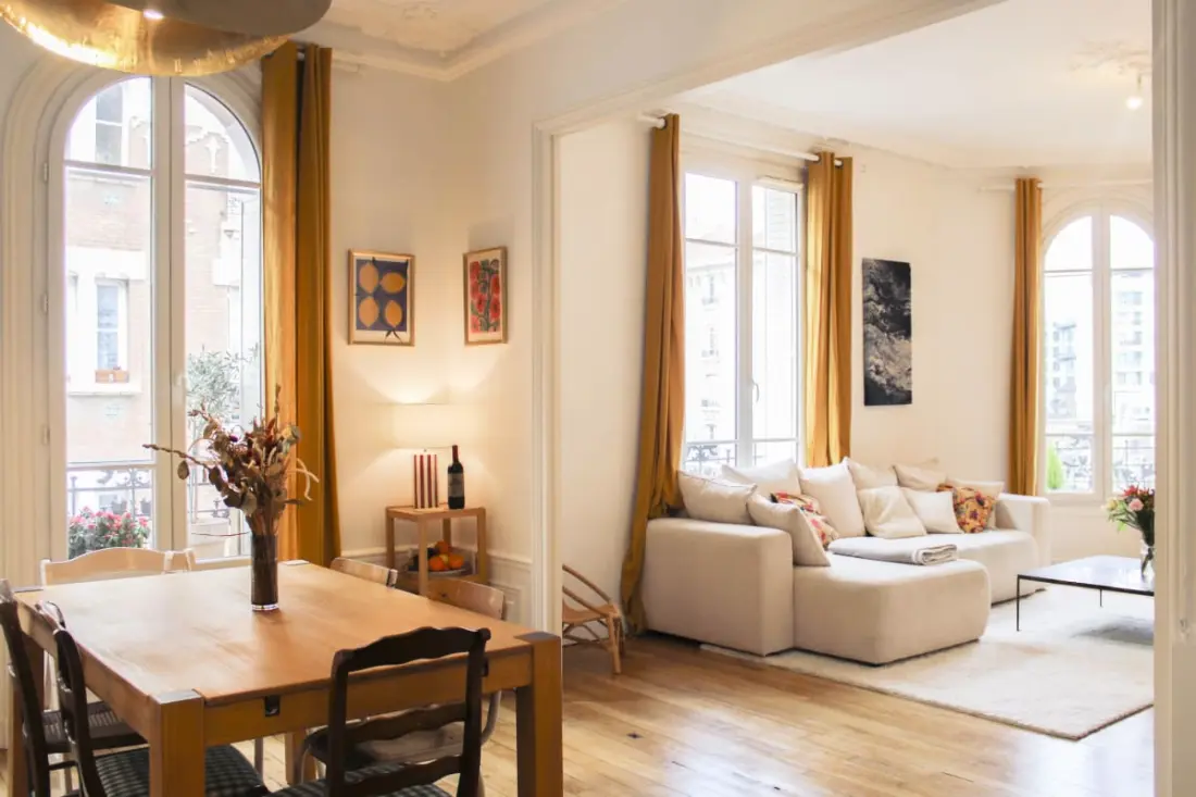 Appartement 95m² Spacieux Et Lumineux à Courbevoie