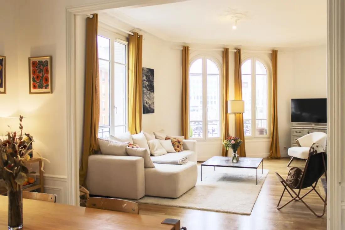 Appartement 95m² Spacieux Et Lumineux à Courbevoie