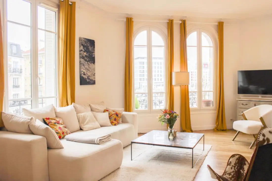 Appartement 95m² Spacieux Et Lumineux à Courbevoie