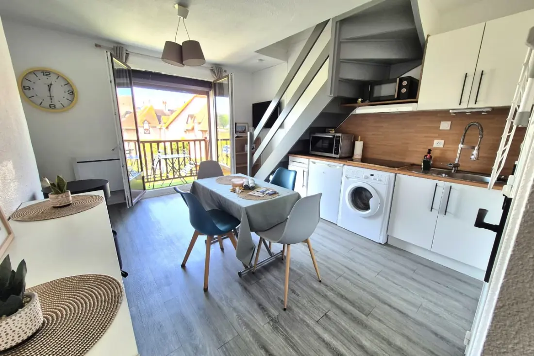 Appartement 2p Avec Balcon Proche Des Plages