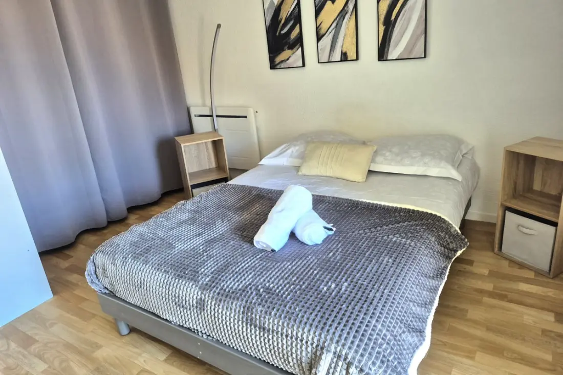 Appartement 2p Avec Balcon Proche Des Plages