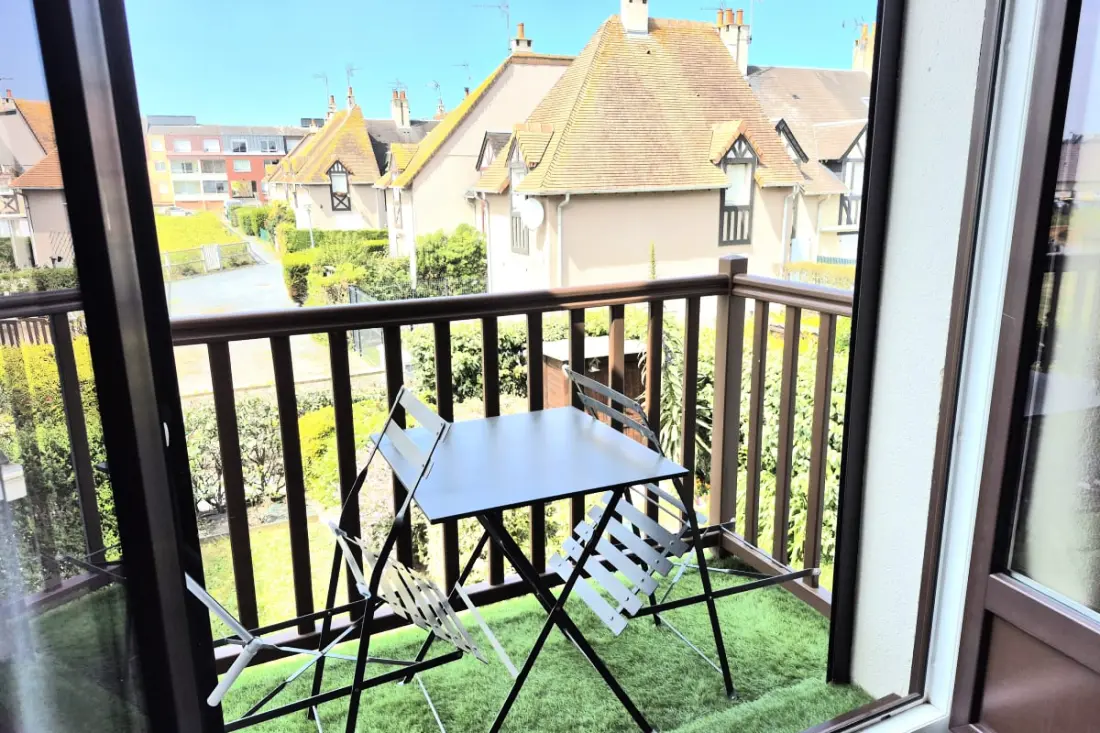 Appartement 2p Avec Balcon Proche Des Plages