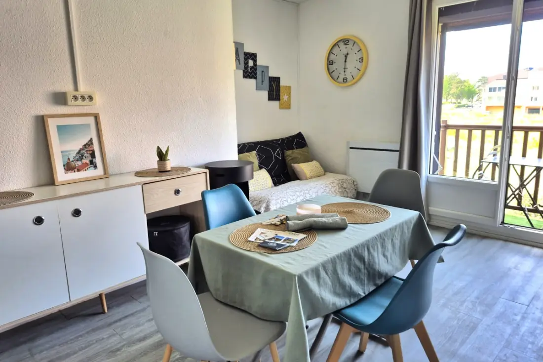 Appartement 2p Avec Balcon Proche Des Plages