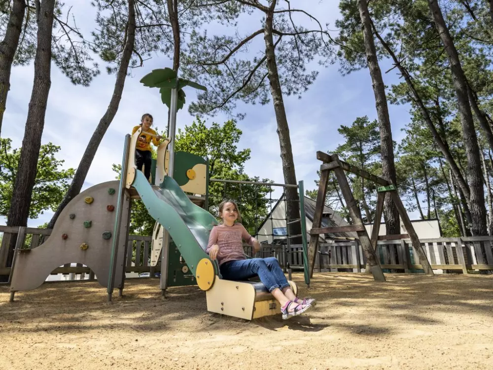 Camping Romanée Le Fort Espagnol 4 étoiles★★★★