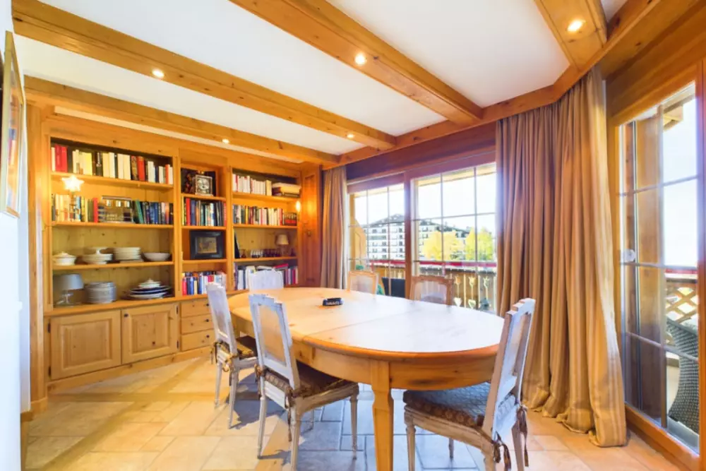 Appartement De Standing Avec Terrasse Plein Sud – Crans-montana