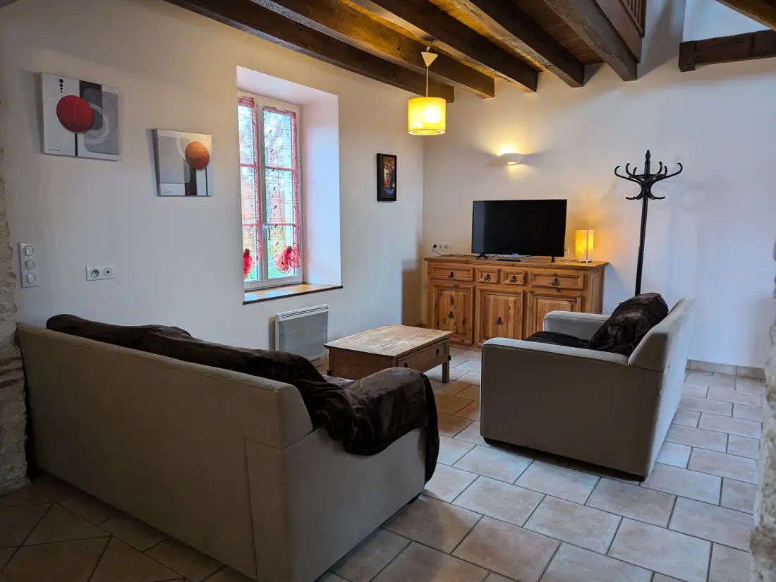 Maison de Vacances Cravant 2