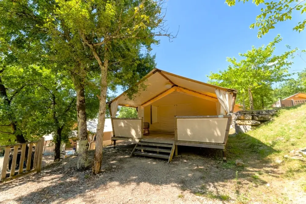 Camping Les Reflets du Quercy 4 étoiles★★★★