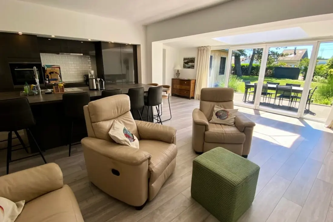 Résidence Très Agréable Villa De Plain Pied Pour 7 Personnes Avec Jardin Clos