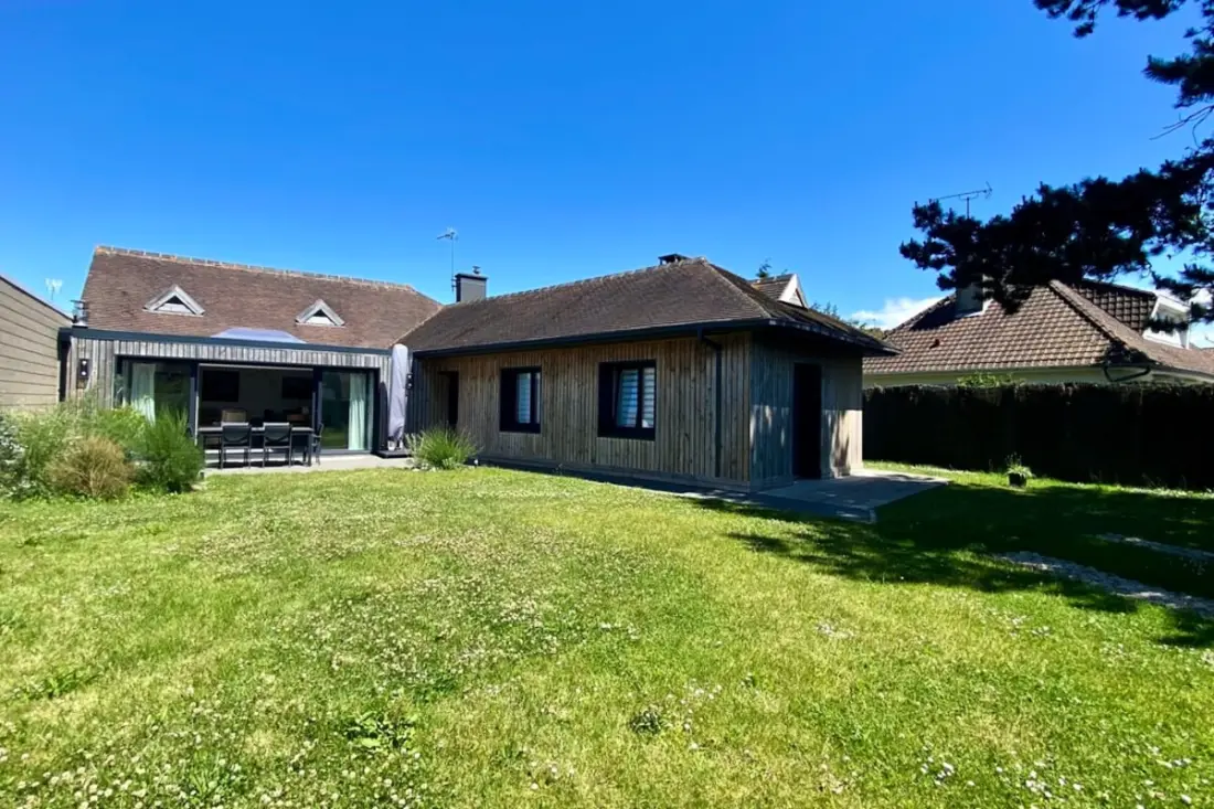 Résidence Très Agréable Villa De Plain Pied Pour 7 Personnes Avec Jardin Clos