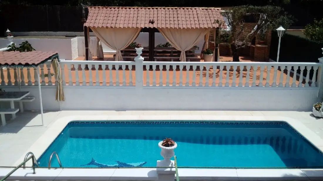 Casa con Piscina
