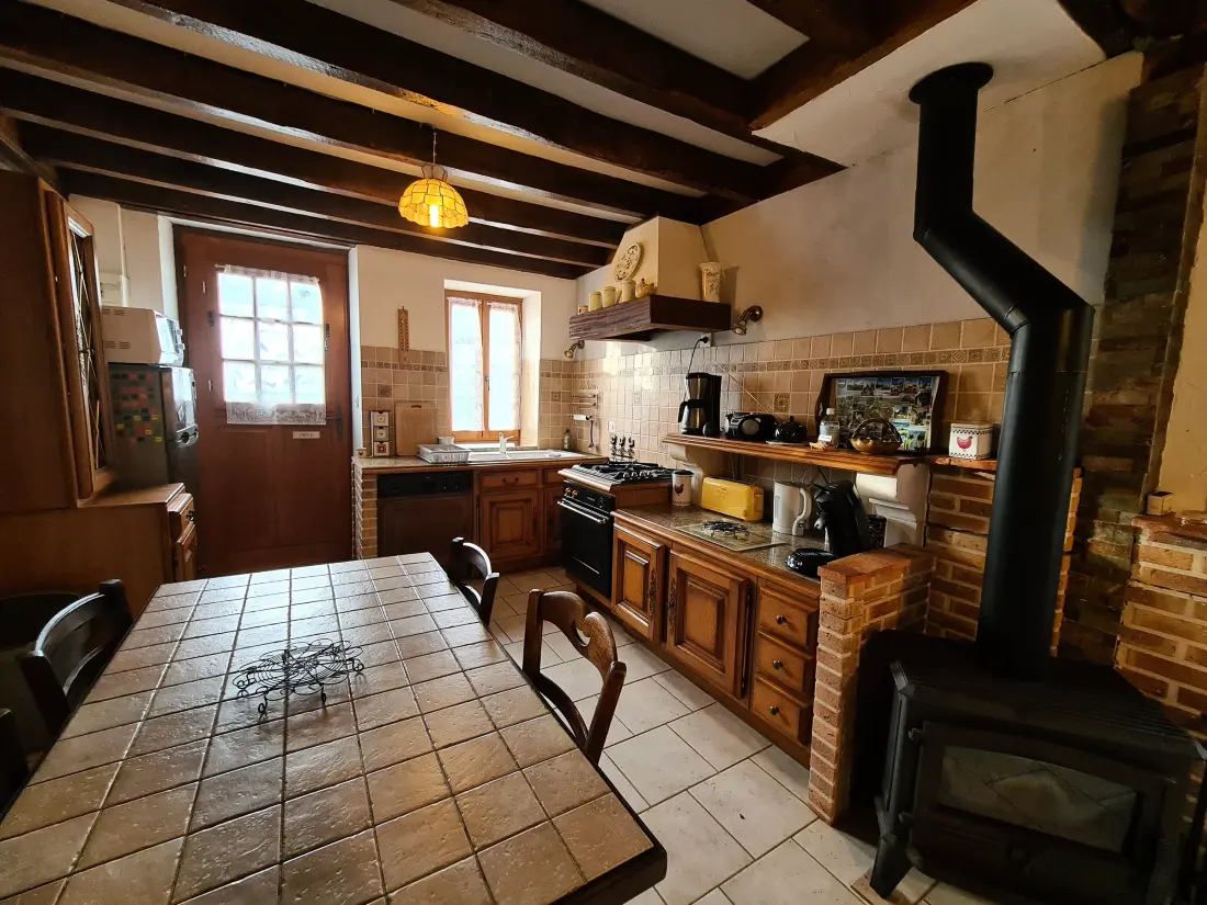 Maison de Vacances Dampierre-en-Burly 4